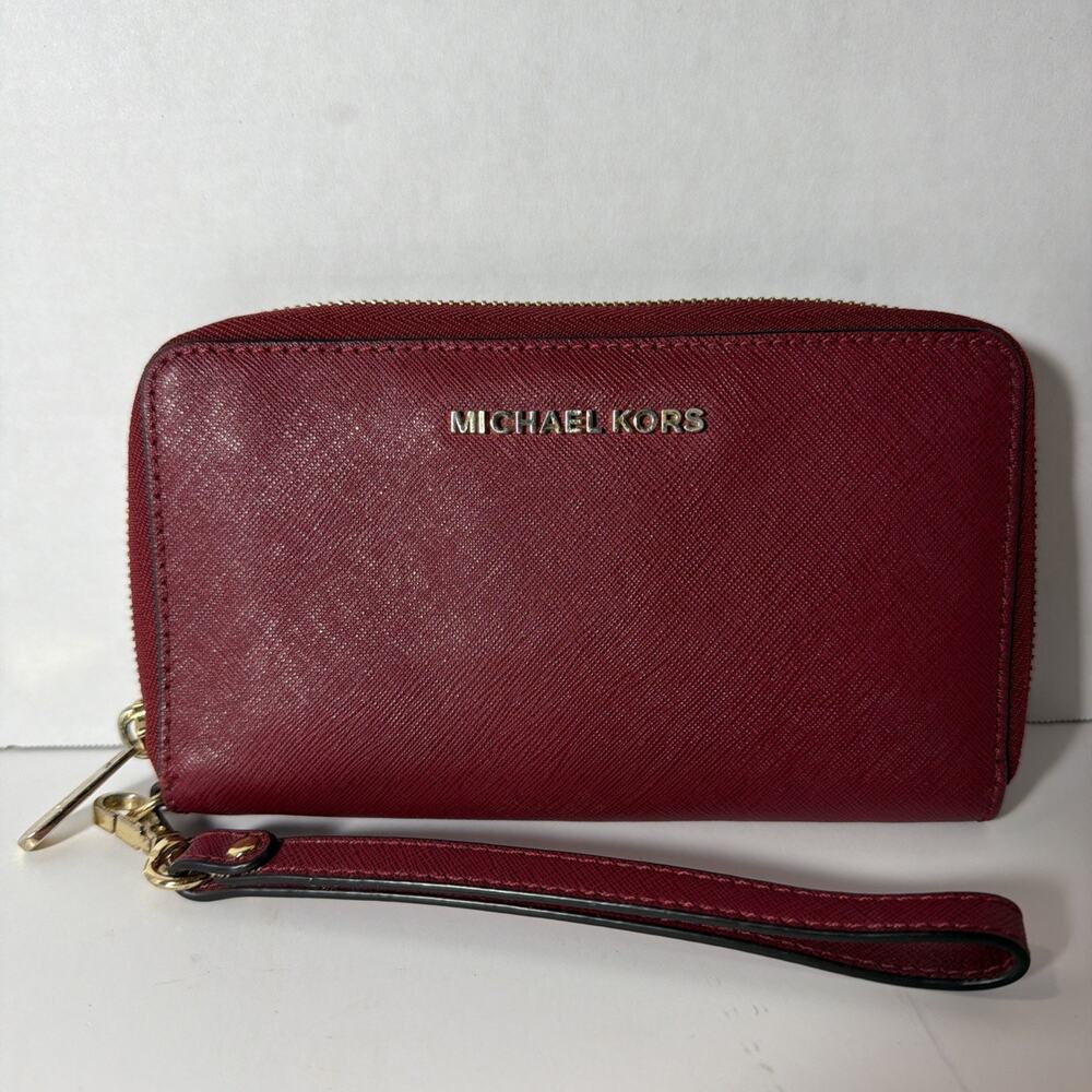 Michael Kors Jet Set Travel Continental Red Zip Around Wristlet Wallet